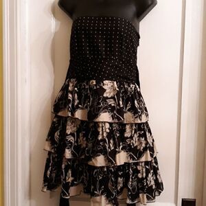 Twenty One strapless multi tier black white dress Size M